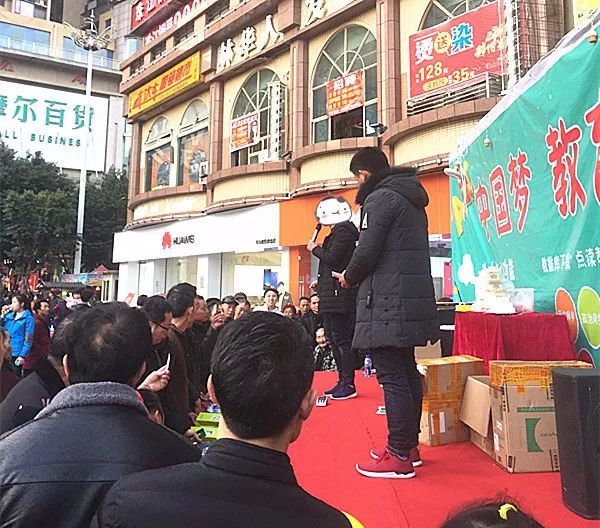 云電腦永久免費(fèi)版手機(jī)版_免費(fèi)云電腦_電腦怎么玩免費(fèi)游戲
